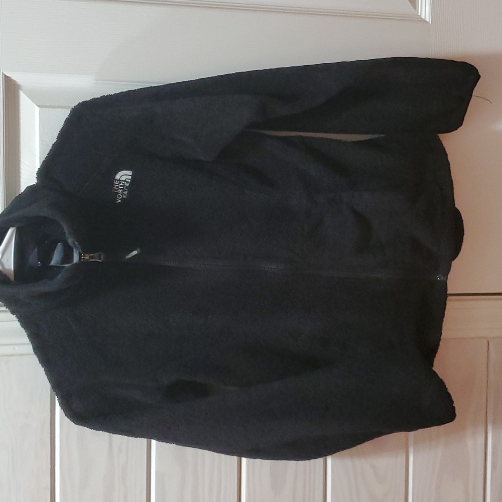 The north face girls black jacket